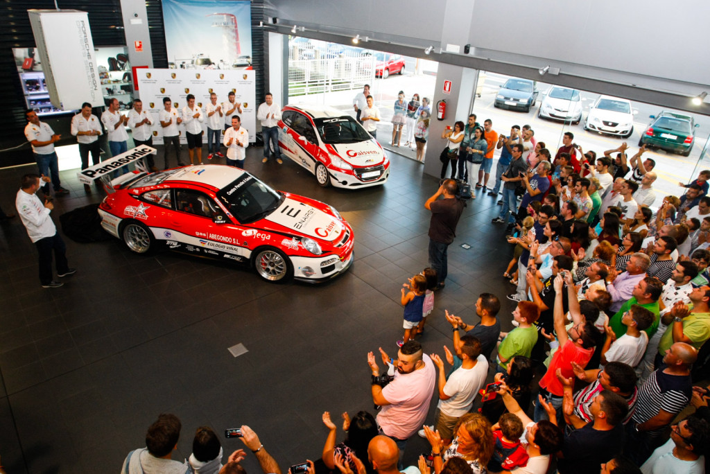 presentacion_ares_racing_porsche2010